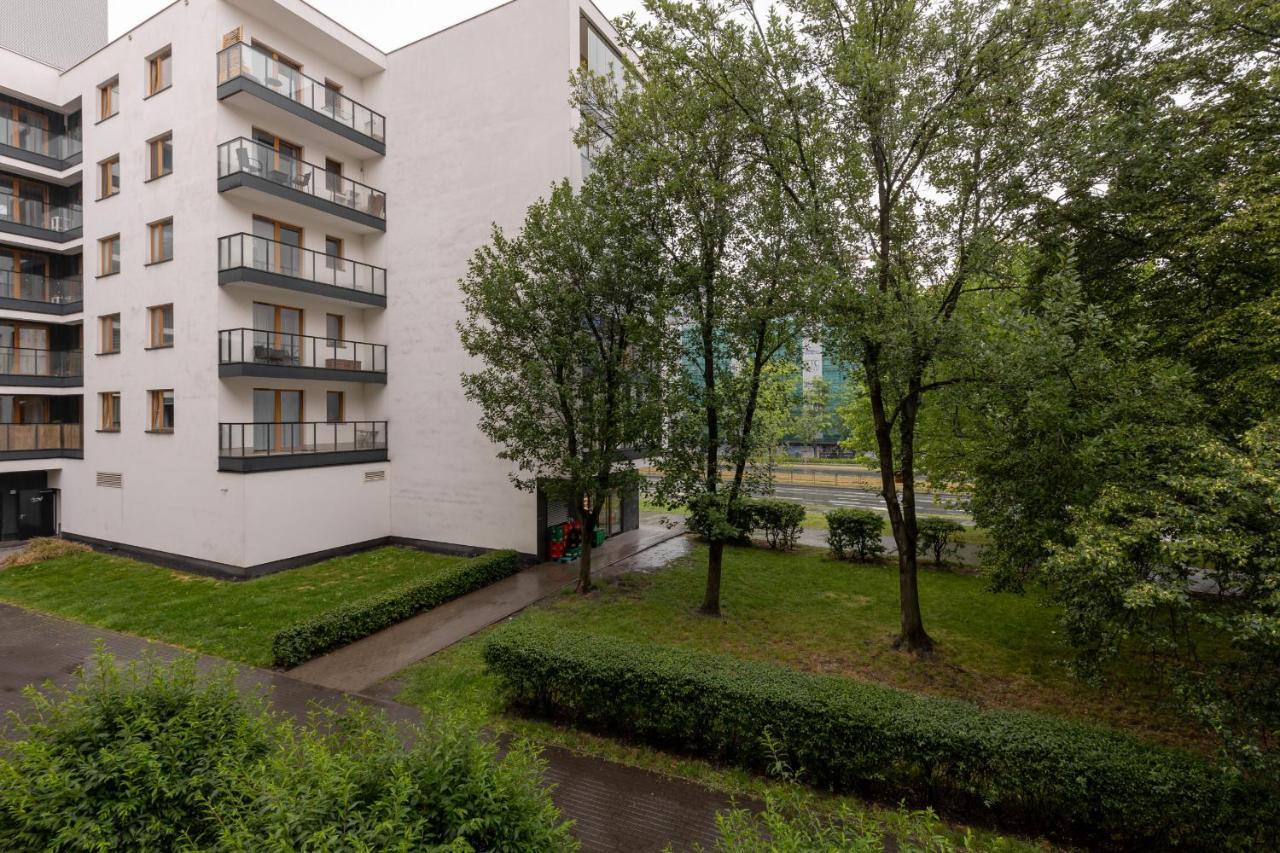 Bright Kasprzaka Wola Near Metro Station By Renters Apartament